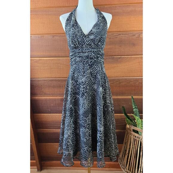 Connected Apparel Women's Size 6 Halter Neck Black Fit & Flare Dress Polyester - Picture 1 of 12